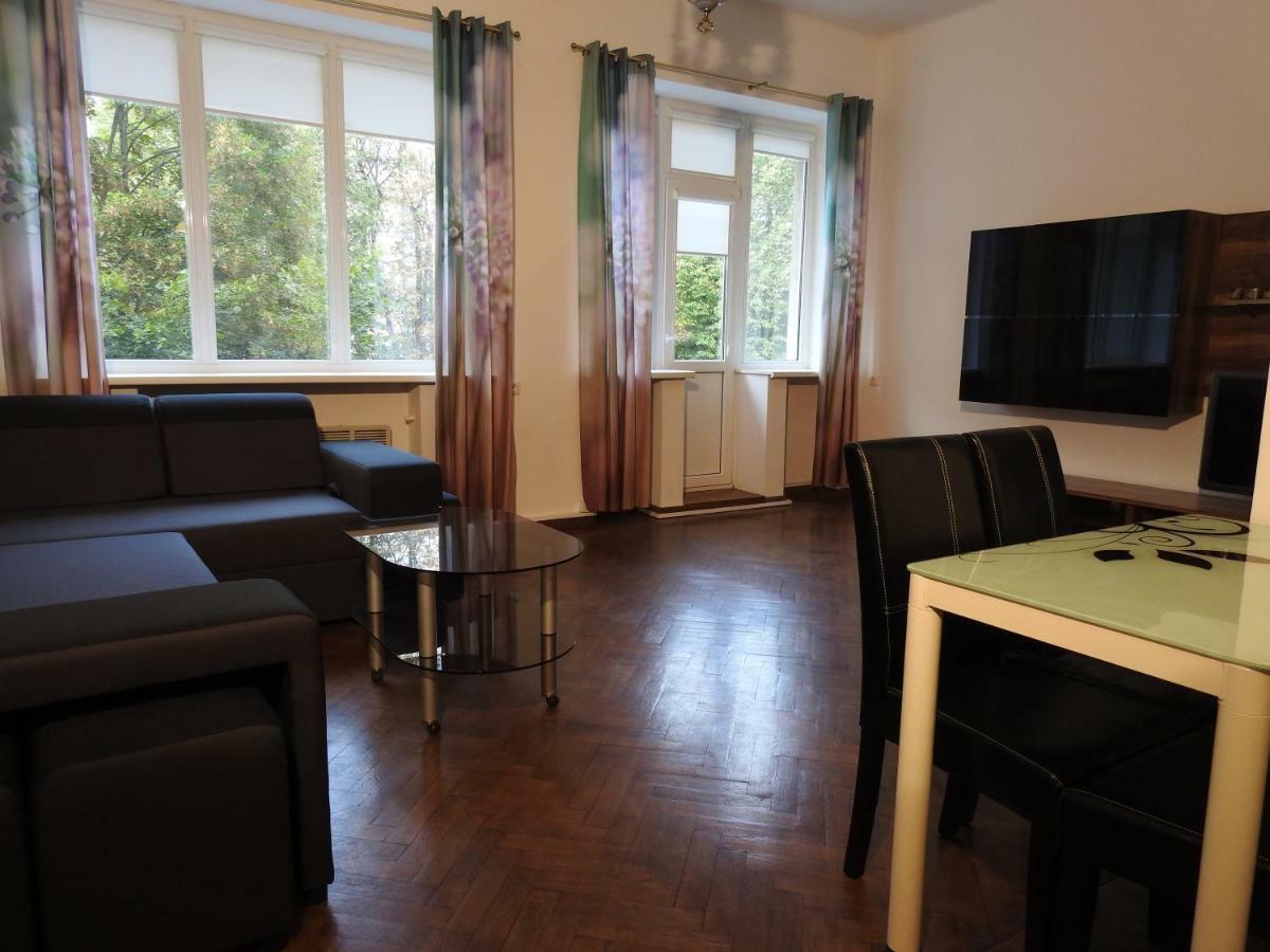Appartamento Laisves Aleja Kaunas Esterno foto